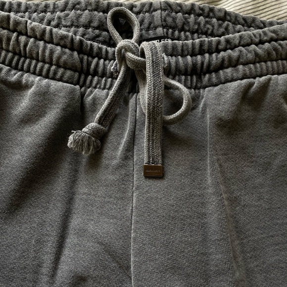 Talentless grey sweatpants - Picture 5 of 8